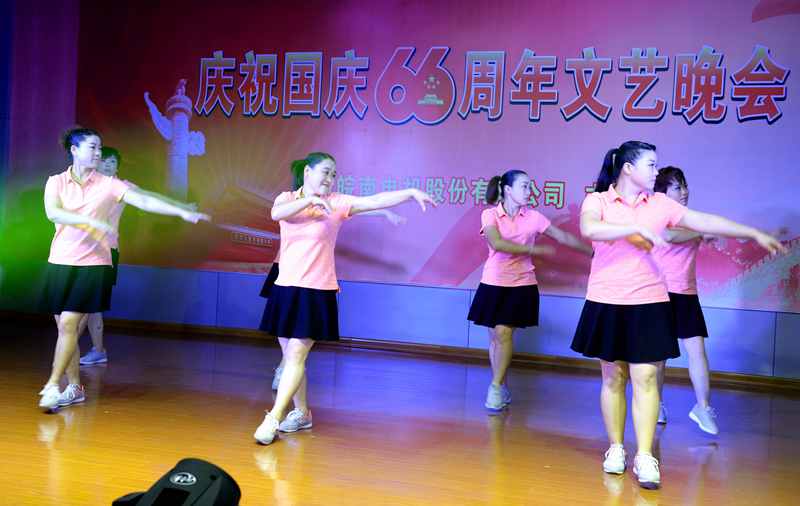 开云手机官方网站,开云中国
庆国庆66周年晚会-东方红