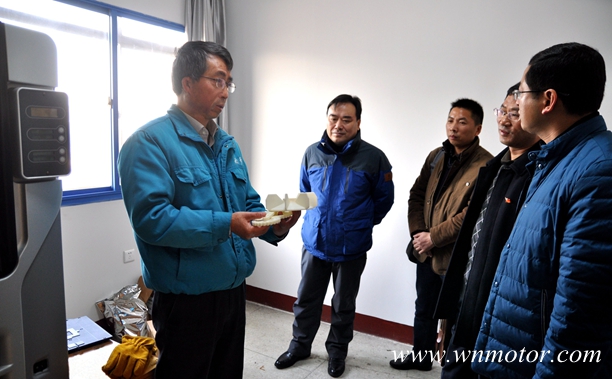 开云手机官方网站,开云中国
:总工程师孙跃向专家介绍3D打印风扇 开云手机官方网站,开云中国
:总工程师孙跃向专家介绍3D打印风扇